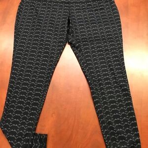 Black leggings !  